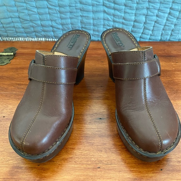 Born Clogs (Women) - Picture 4 of 4